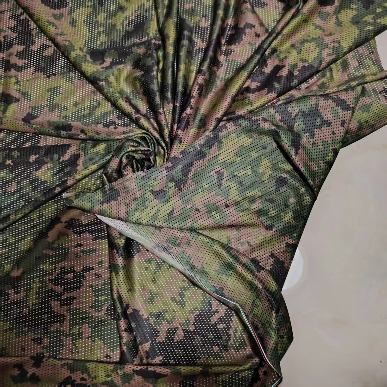 Tela camuflaje táctica de malla ligera transpirable alta resistencia