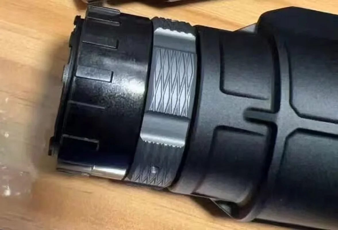 Visor nocturno PVS-14 objetivo externo tipo D gris con anillo fijación - imagen 3