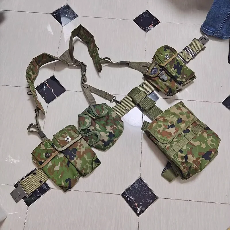 Cinturón táctico japonés con bolsillos para cargadores y herramientas - imagen 3