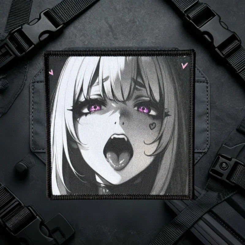 Parche táctico anime chica con velcro para chaleco o mochila - imagen 3