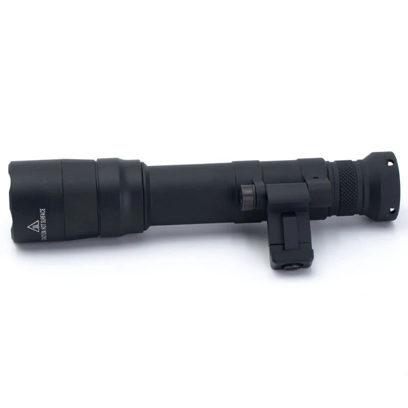M640DFT Linterna LED táctica con montaje offset Picatinny
