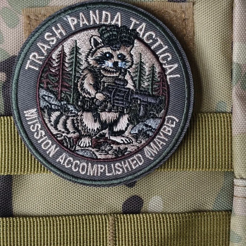 Parche táctico bordado panda con velcro para mochila y uniforme - imagen 5