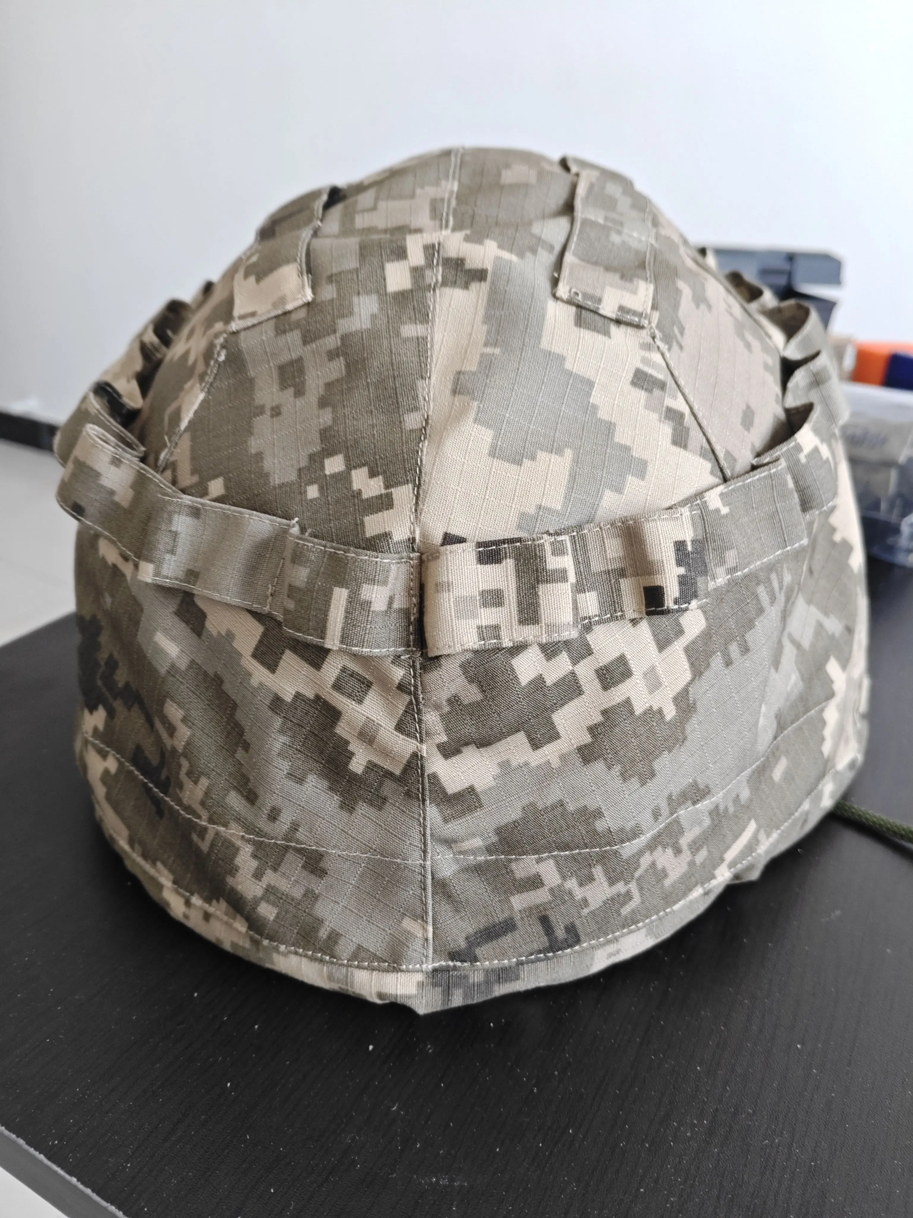 Cubierta casco táctico camuflaje ucraniano de tela resistente - imagen 4