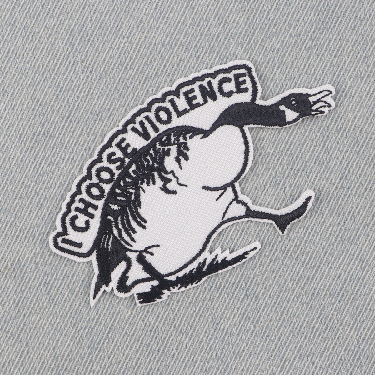 Parche bordado 'I Choose Violence' ganso divertido para planchar - imagen 2
