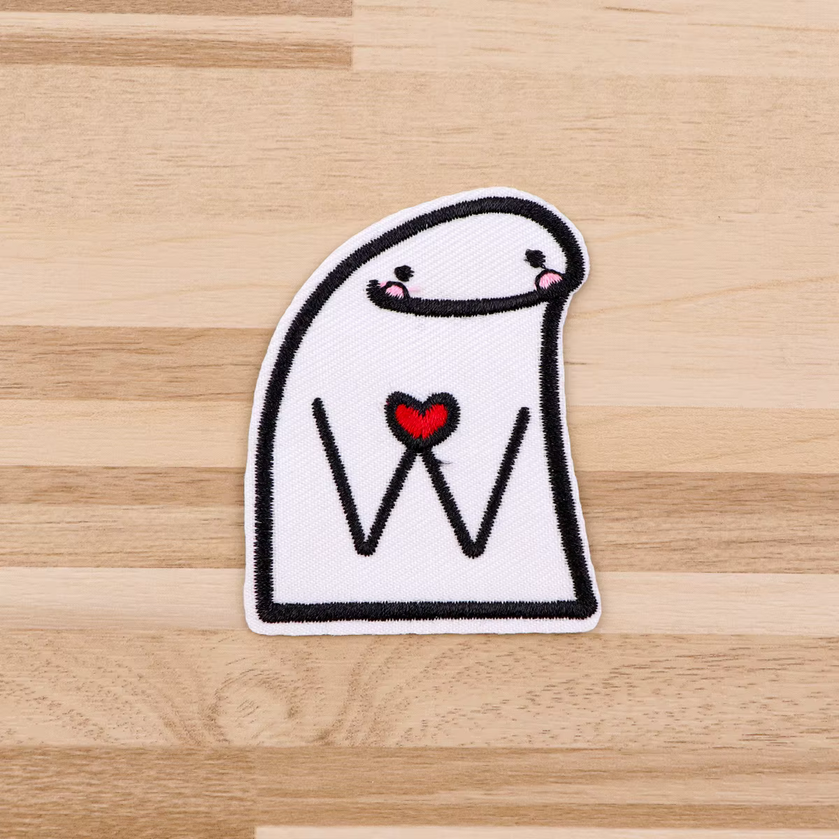 Tres parches con diseños diferentes de stick figure