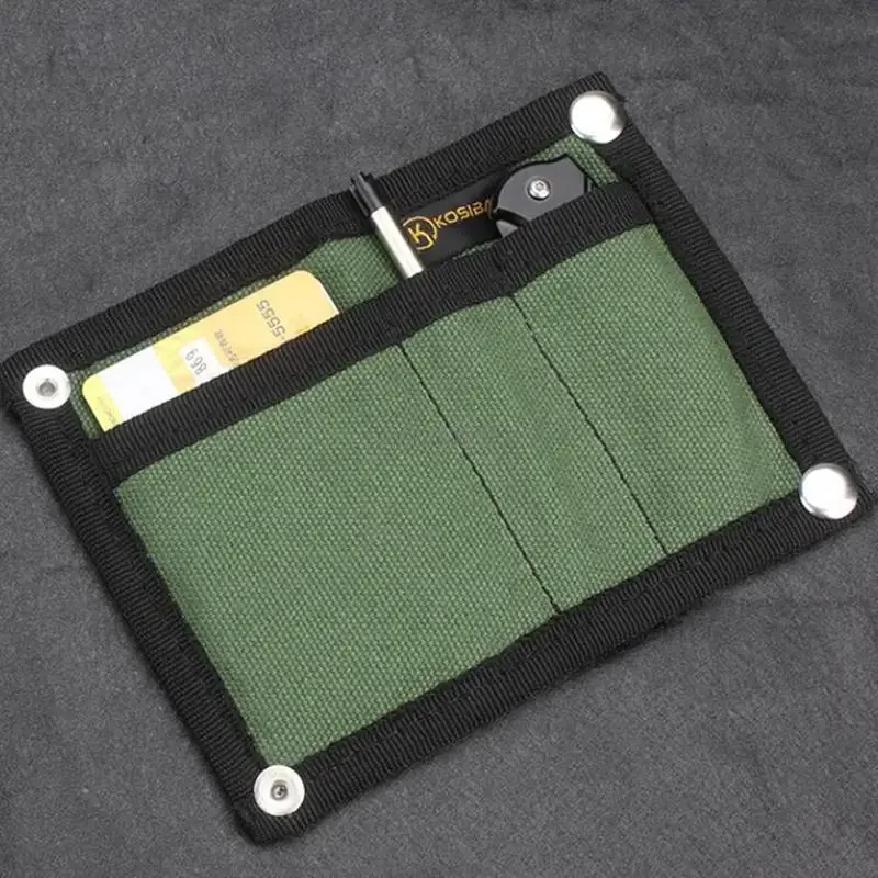 Clip para tarjetas plegable