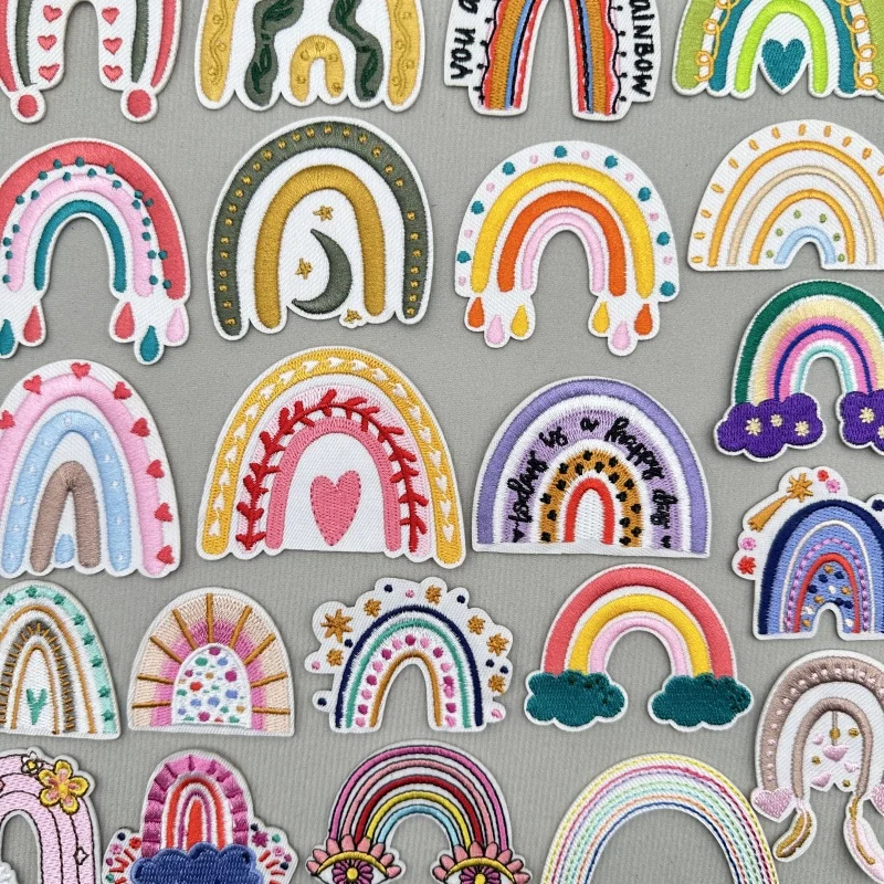 Parche bordado arcoíris y flores para ropa de niños - plancha DIY