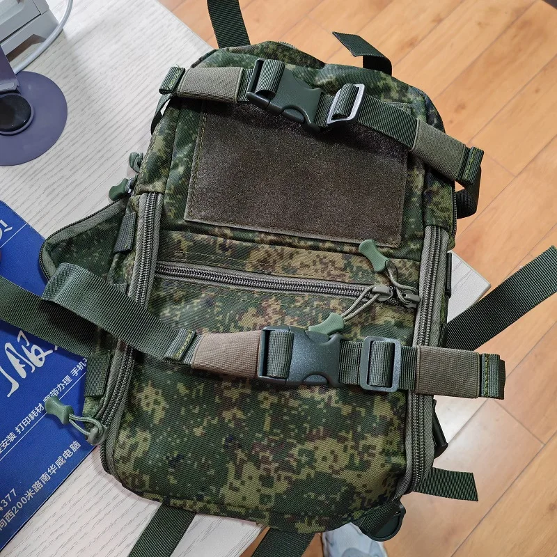 Mochila táctica para exteriores con doble sujeción de botella de agua