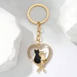 Llavero gatito con colgante – accesorio moderno para regalo