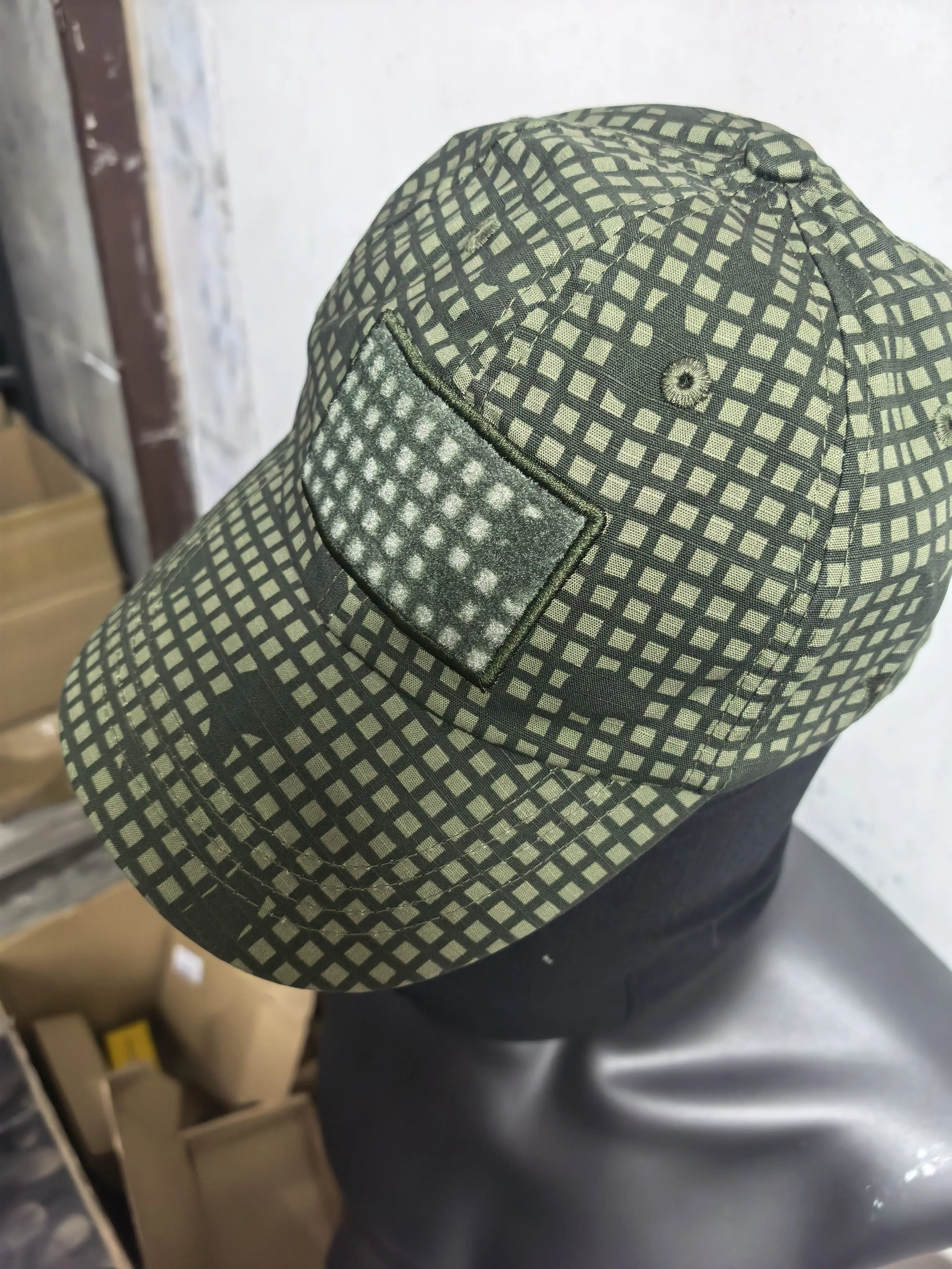 Gorra táctica camuflaje nocturno para camping y viajes al aire libre - imagen 2