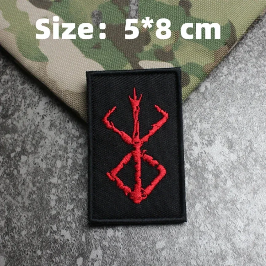 Parche bordado calavera QR – Sistema gancho y bucle táctico para mochila - imagen 2