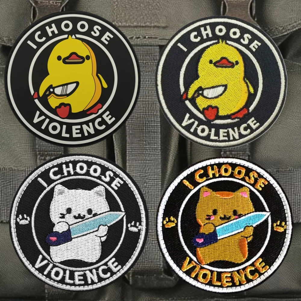 Parche bordado táctico pato amarillo con cuchillo – gancho y bucle - imagen 4