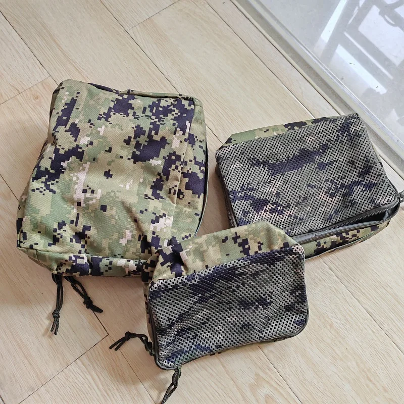 Bolsa organizadora táctica de nailon AOR2 para aseo - imagen 4