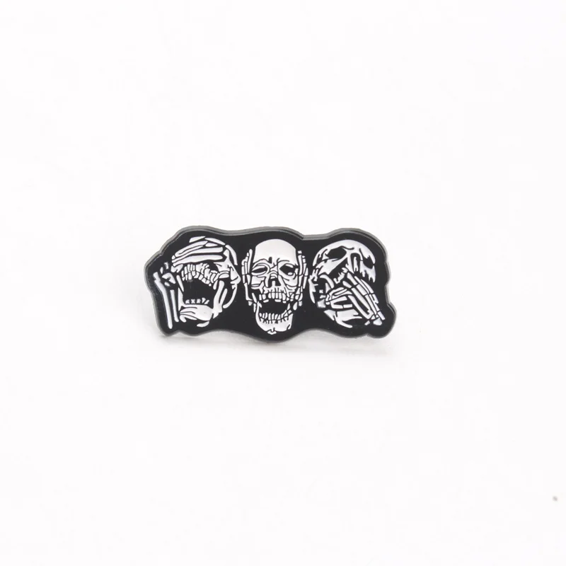 Pin de esmalte calavera gótica punk, broche esqueleto para Halloween - imagen 2