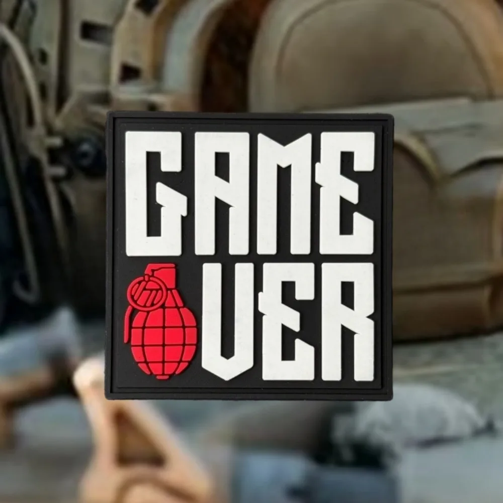 Parche táctico 3D de PVC Granada «Game Over» con velcro - imagen 2