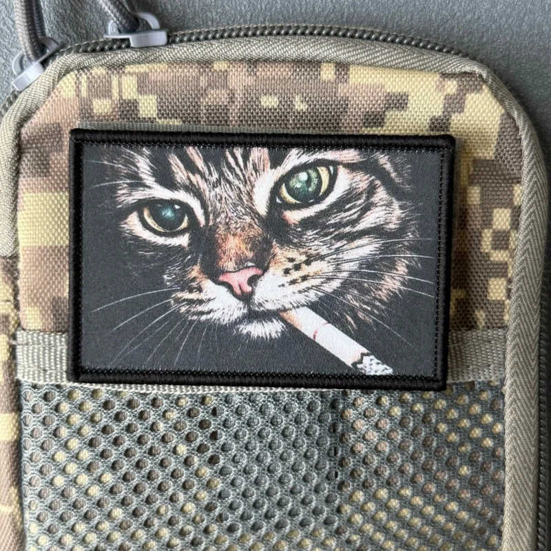 Parche táctico de gato con manchas tipo tigre y velcro