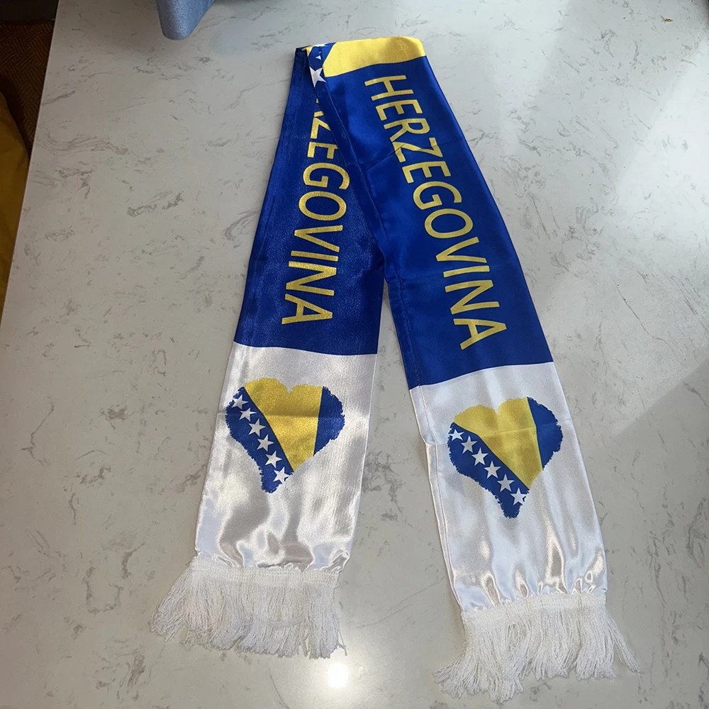 Bufanda bandera Bosnia y Herzegovina satén doble para fútbol