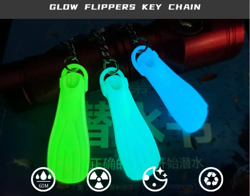 Llavero luminoso de aletas para buceo