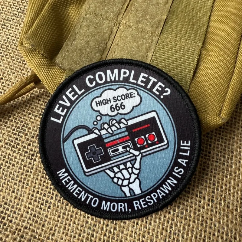 Parche táctico gaming esqueleto controlador – Velcro para mochila y brazaletes militares - imagen 3