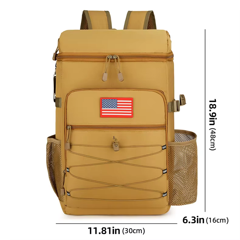 Vista frontal de la mochila táctica scione con múltiples compartimentos