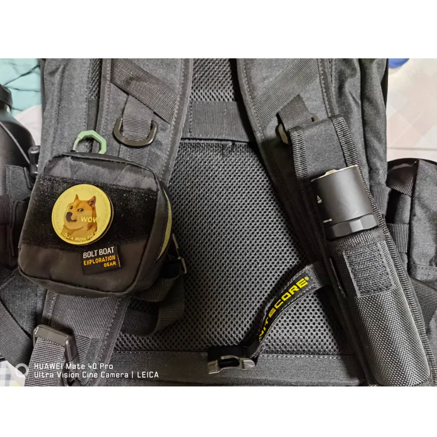 Parche metálico Dogecoin MOLLE – Decoración para chaleco táctico - imagen 2