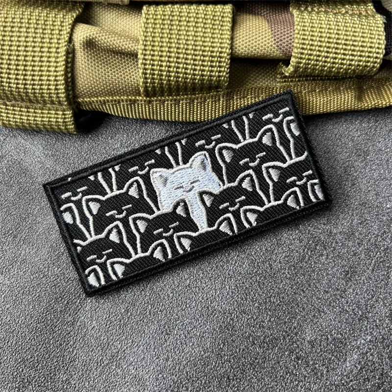 Parche táctico bordado gato negro gancho y bucle para ropa, mochila