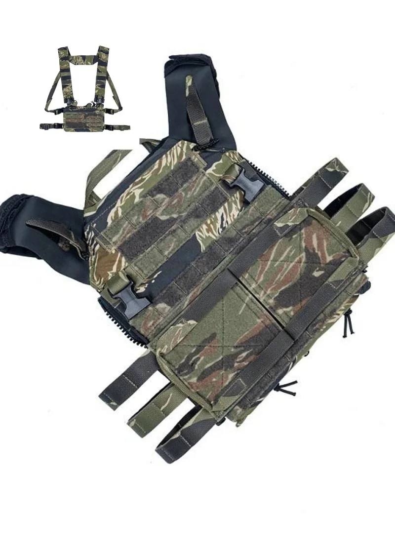 Vista frontal del JPC2.0 Chaleco de entrenamiento ligero con colgador de pecho MK5
