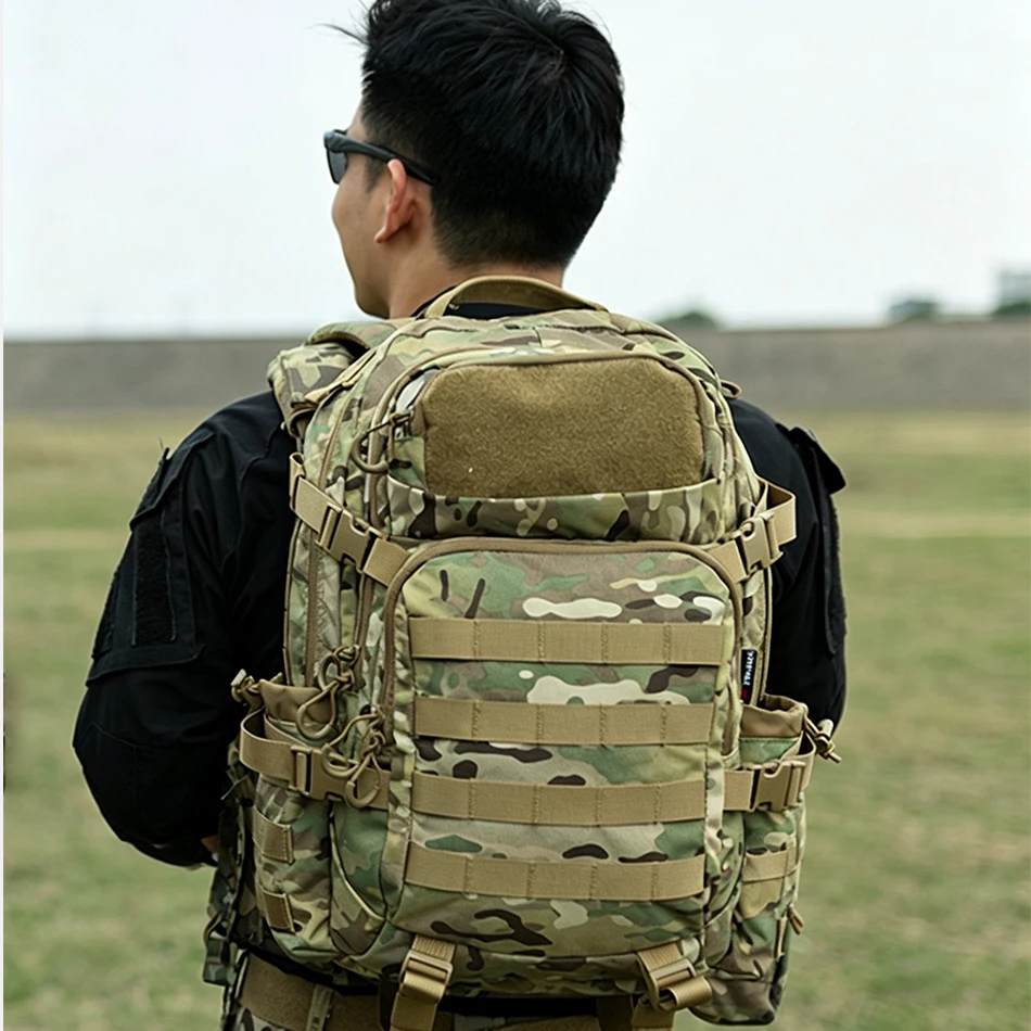 Mochila táctica YAKEDA ripstop con respaldo acolchado y gran capacidad - imagen 5