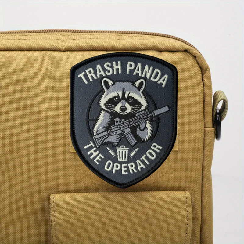 Parche táctico mapache de velcro para chaleco, mochila y ropa - imagen 5