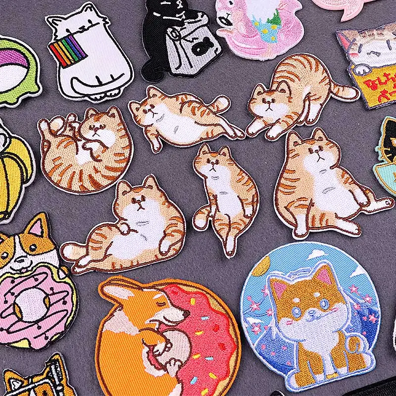 Parches bordados de animales cartoon coloridos