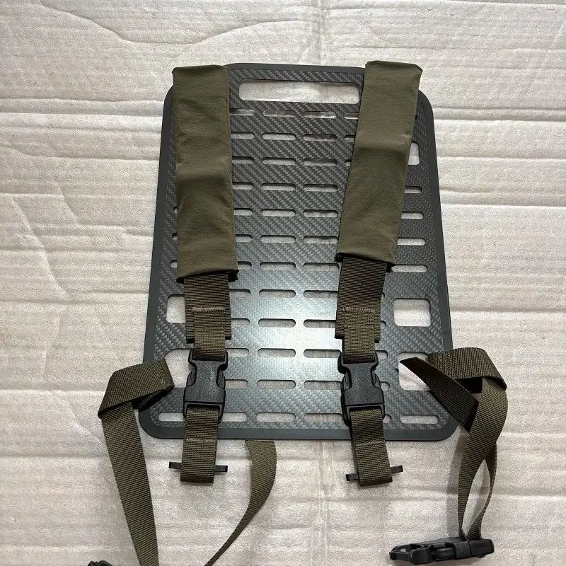 Panel de mochila en fibra de carbono, detalle de superficie