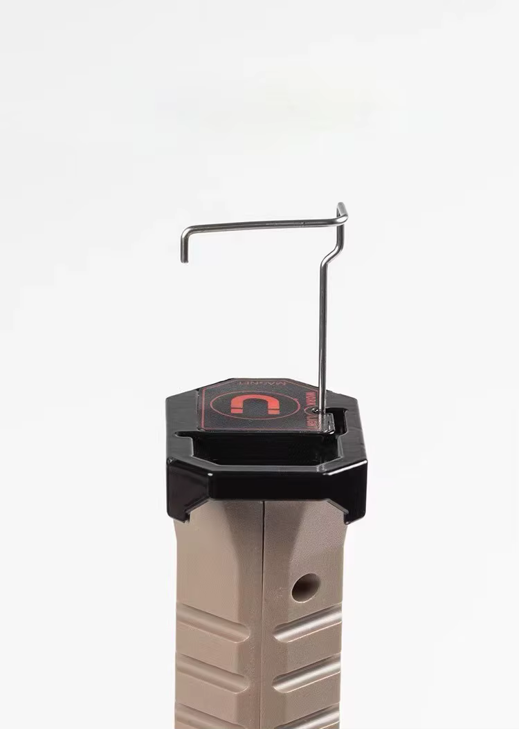 Lámpara de trabajo LED plegable táctica con imán y ángulo ajustable - imagen 2