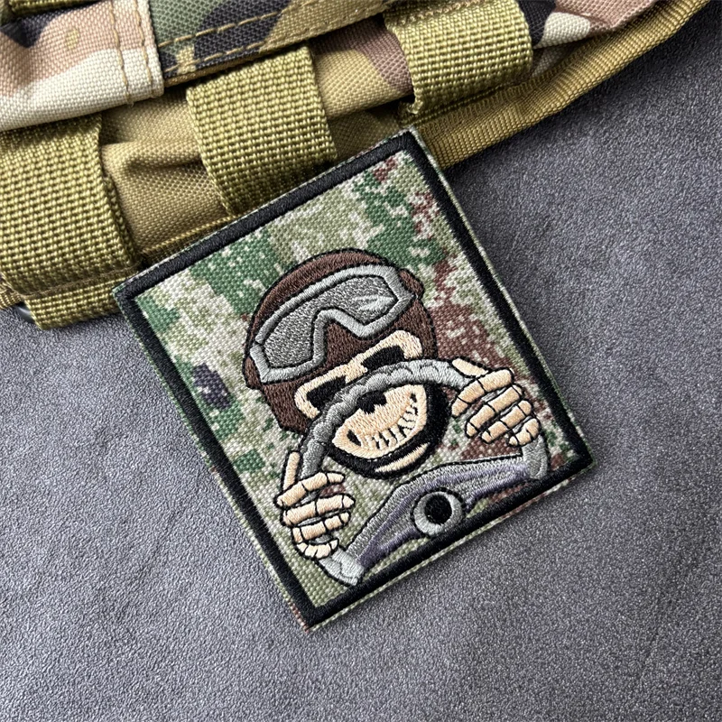 Parche táctico bordado soldado esqueleto gancho y bucle para ropa - imagen 4