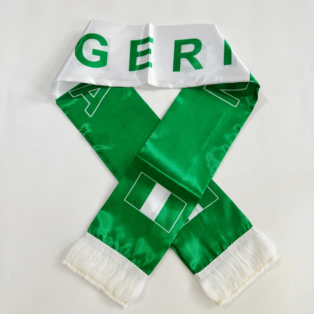 Bufanda Nigeria satén estampada doble cara con borlas para fútbol - imagen 4