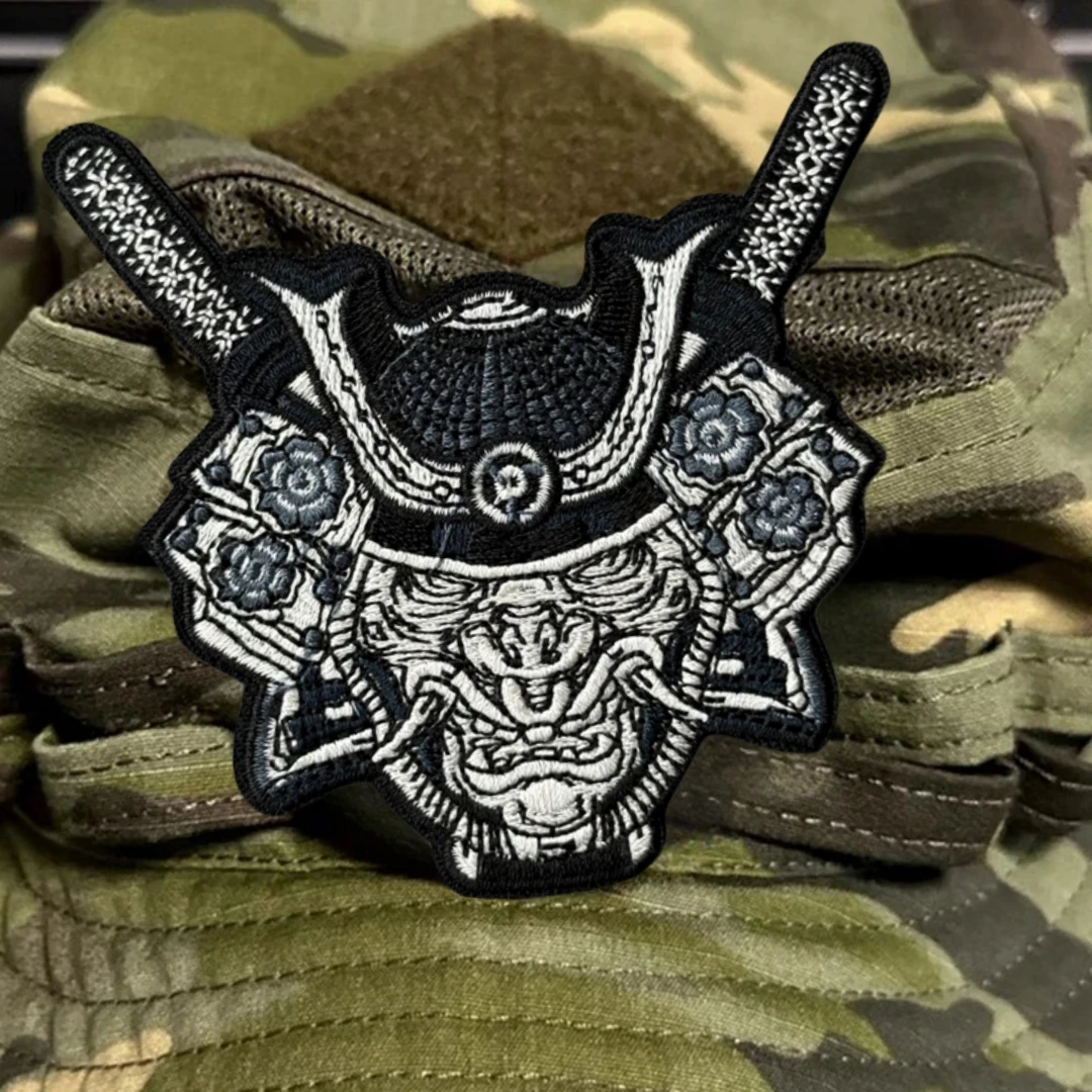 Parche samurái táctico bordado – Insignia militar con velcro - imagen 5