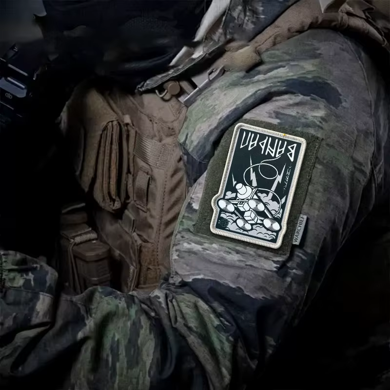 Parche táctico Vandal Drone KVN MOLLE con velcro para mochila - imagen 5
