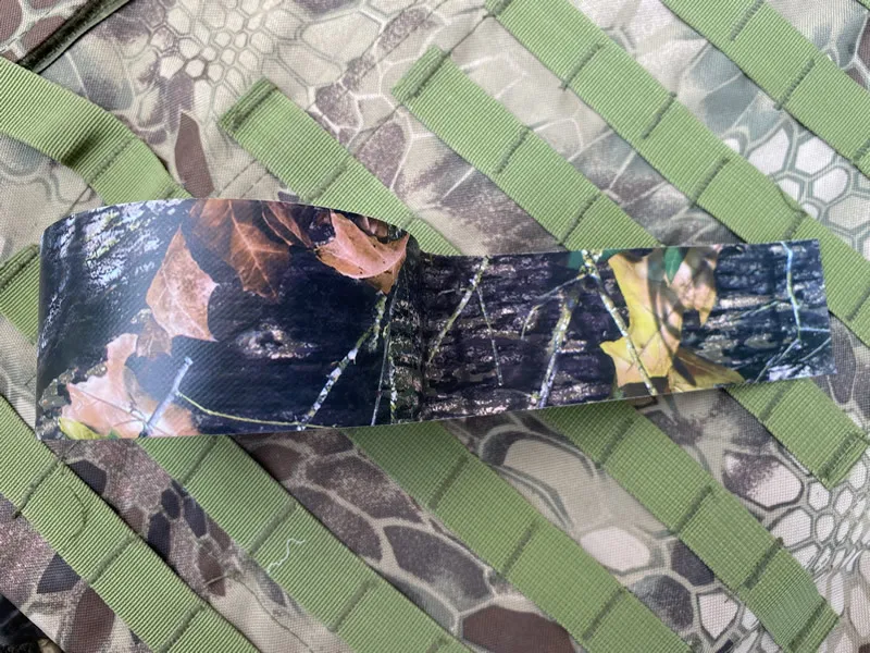 Detalle del patrón camuflaje hojas