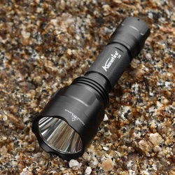 Linterna táctica LED ultrabrillante militar IP68 resistente agua