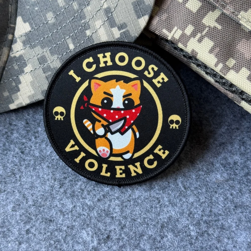Parche táctico gato con cuchillo y velcro para mochila militar - imagen 3