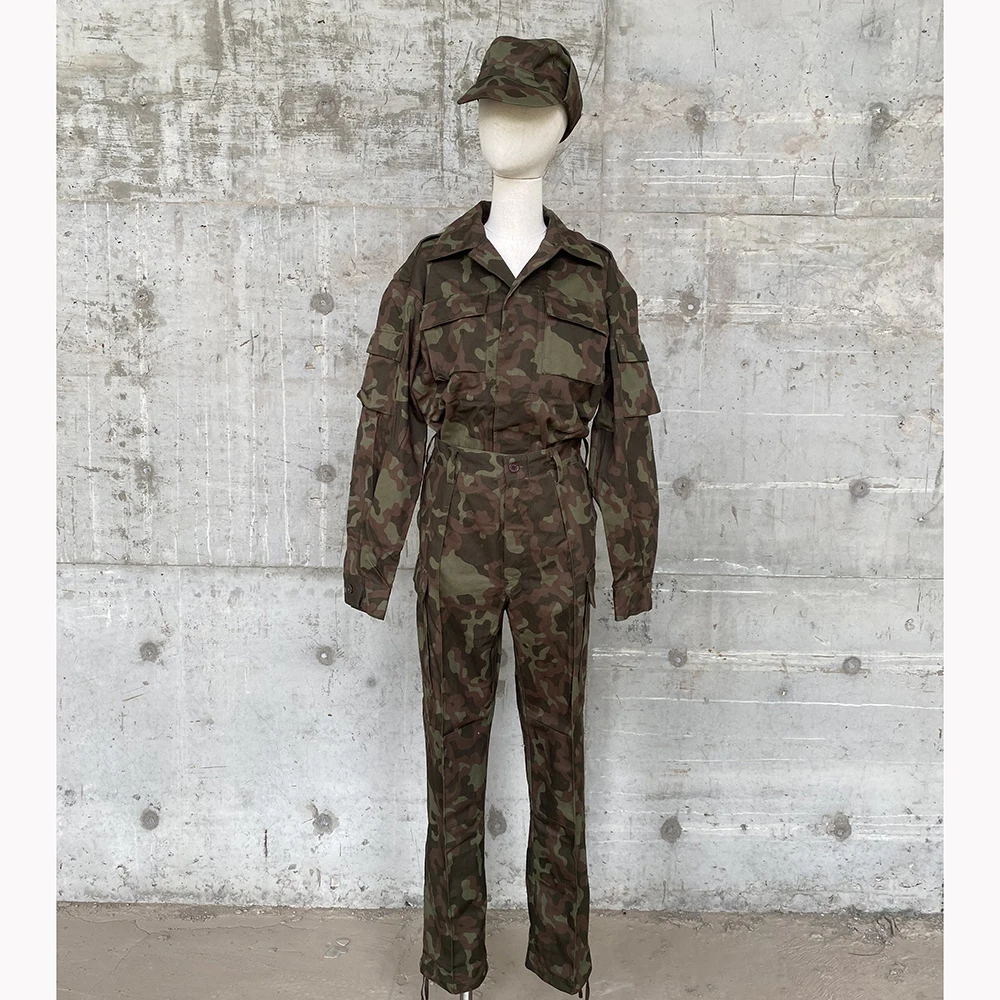 Conjunto de camuflaje de campo tipo 2 Butan en uso