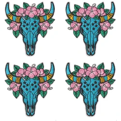 Parches termoadhesivos bordados estilo Oeste toro, pistola, rosa y flor