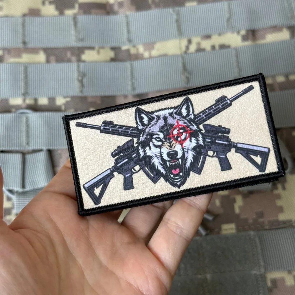 Parche táctico insignia moral lobo con gancho y bucle para brazalete - imagen 4