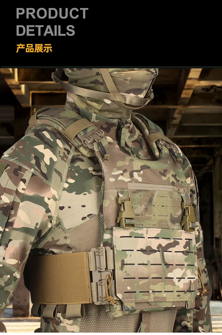 Detalle de la hebilla y la cinturilla elástica MOLLE