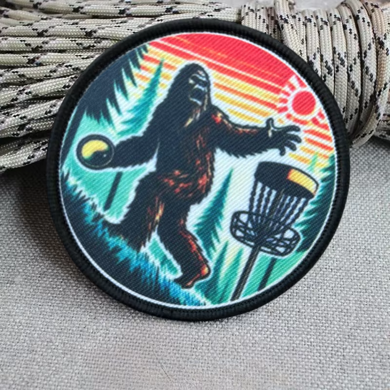 Parche táctico Sasquatch gorila – Velcro para mochila o brazalete - imagen 3