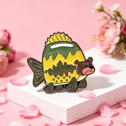 Pin de solapa broche esmaltado oso y pez estilo weirdcore