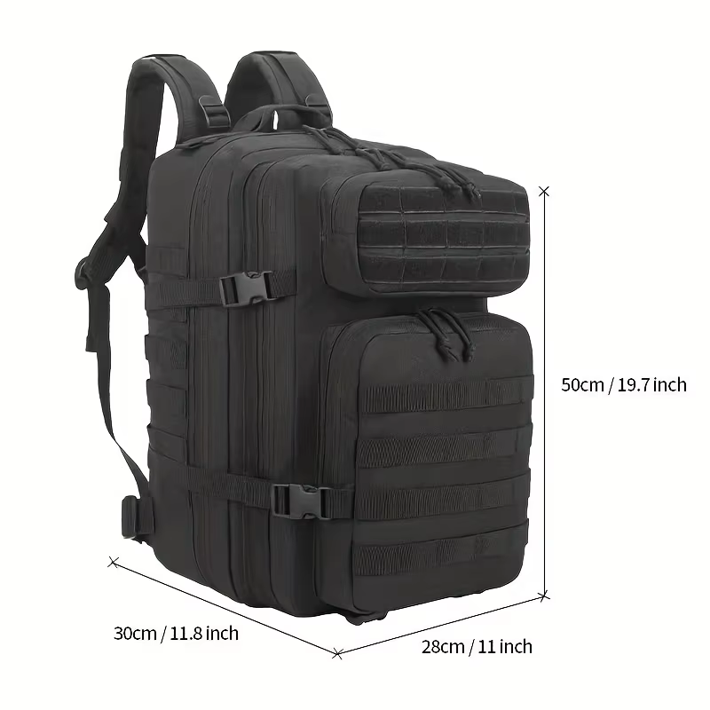 Detalle del sistema MOLLE y correas de compresión en los lados de la mochila