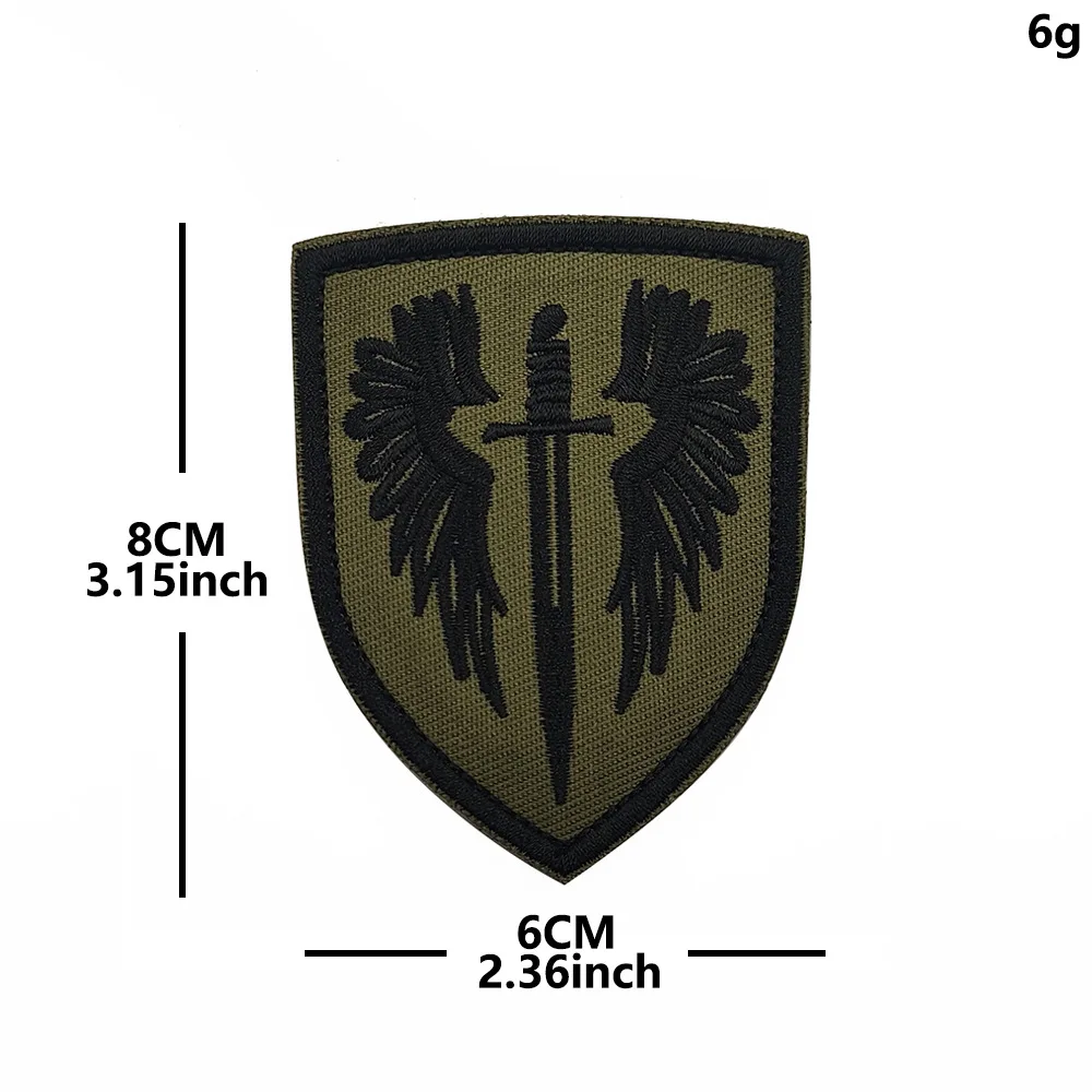 Parche bordado táctico vintage escudo con alas y espada para mochila - imagen 3
