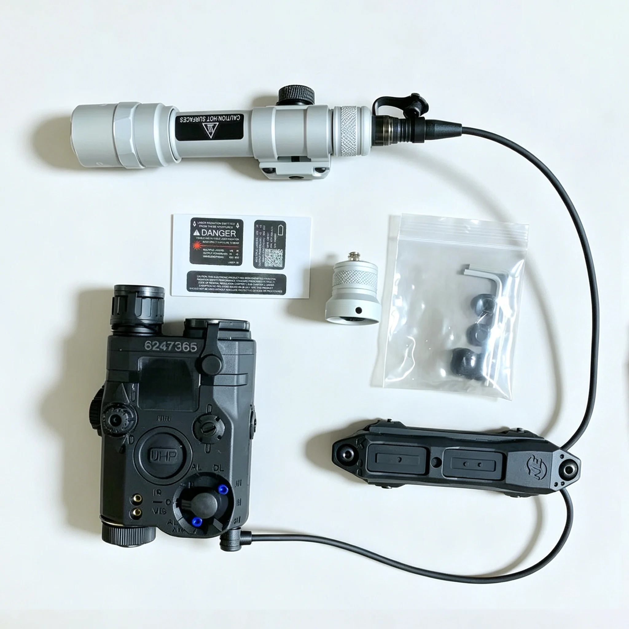 Mira láser táctica roja con interruptor cola de rata doble - imagen 4