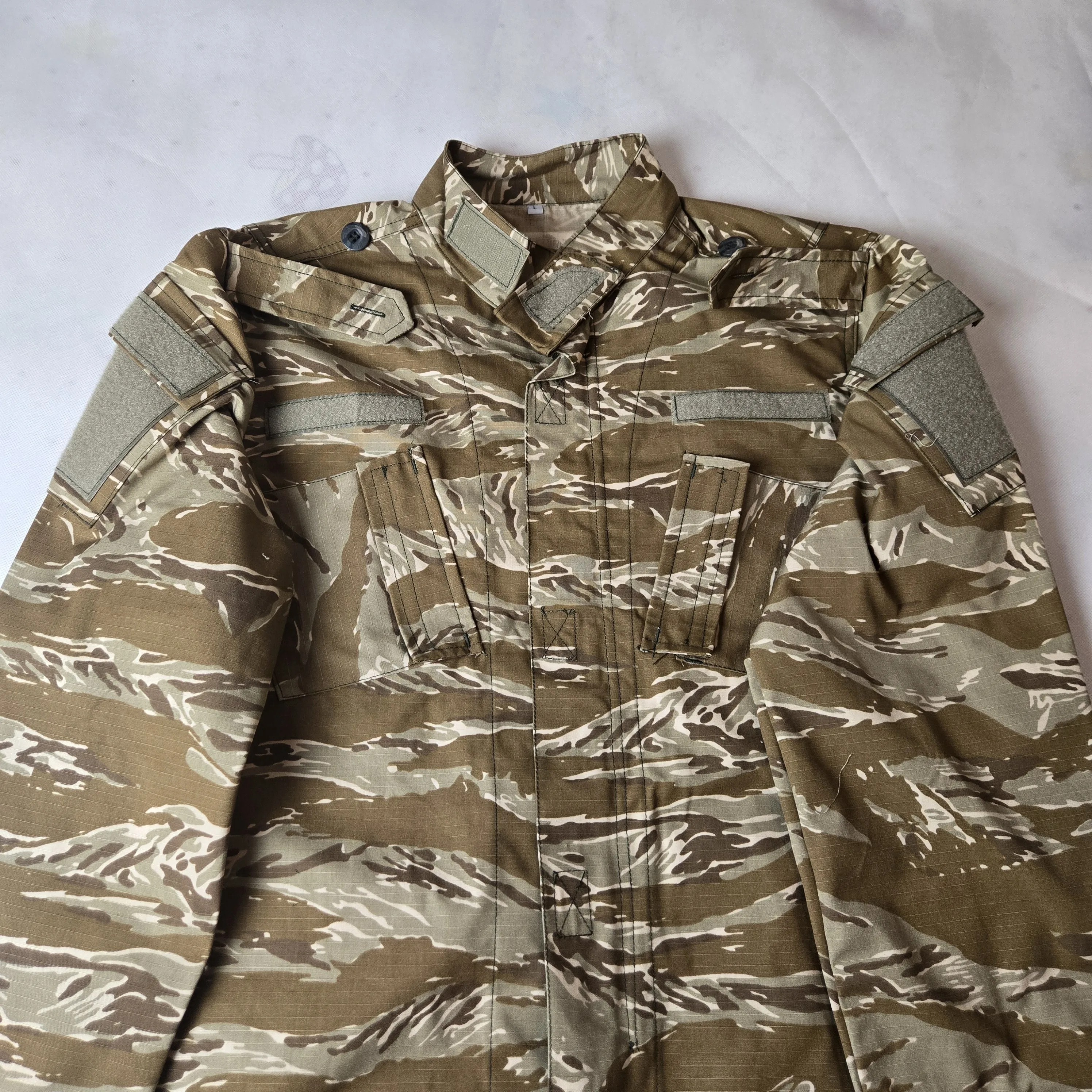 Uniforme camuflaje ripstop resistente al desgaste con bolsillos - imagen 5