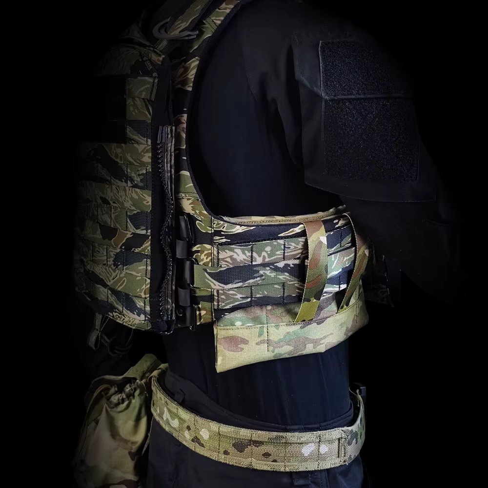 Bolsa táctica lateral con tejido elástico
